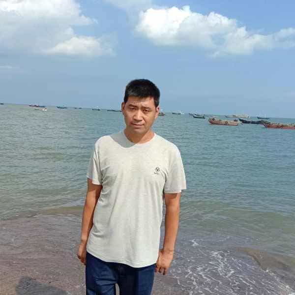 44岁岁辽宁单身帅哥 - 白山吉缘网