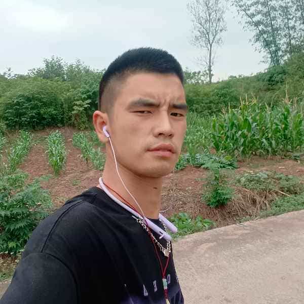 35岁岁四川单身帅哥 - 白山吉缘网