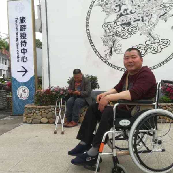 35岁岁浙江单身帅哥 - 白山吉缘网