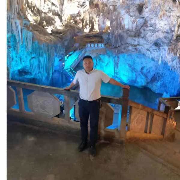 35岁岁云南单身帅哥 - 白山吉缘网