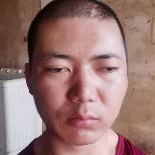 35岁岁云南单身帅哥 - 白山吉缘网